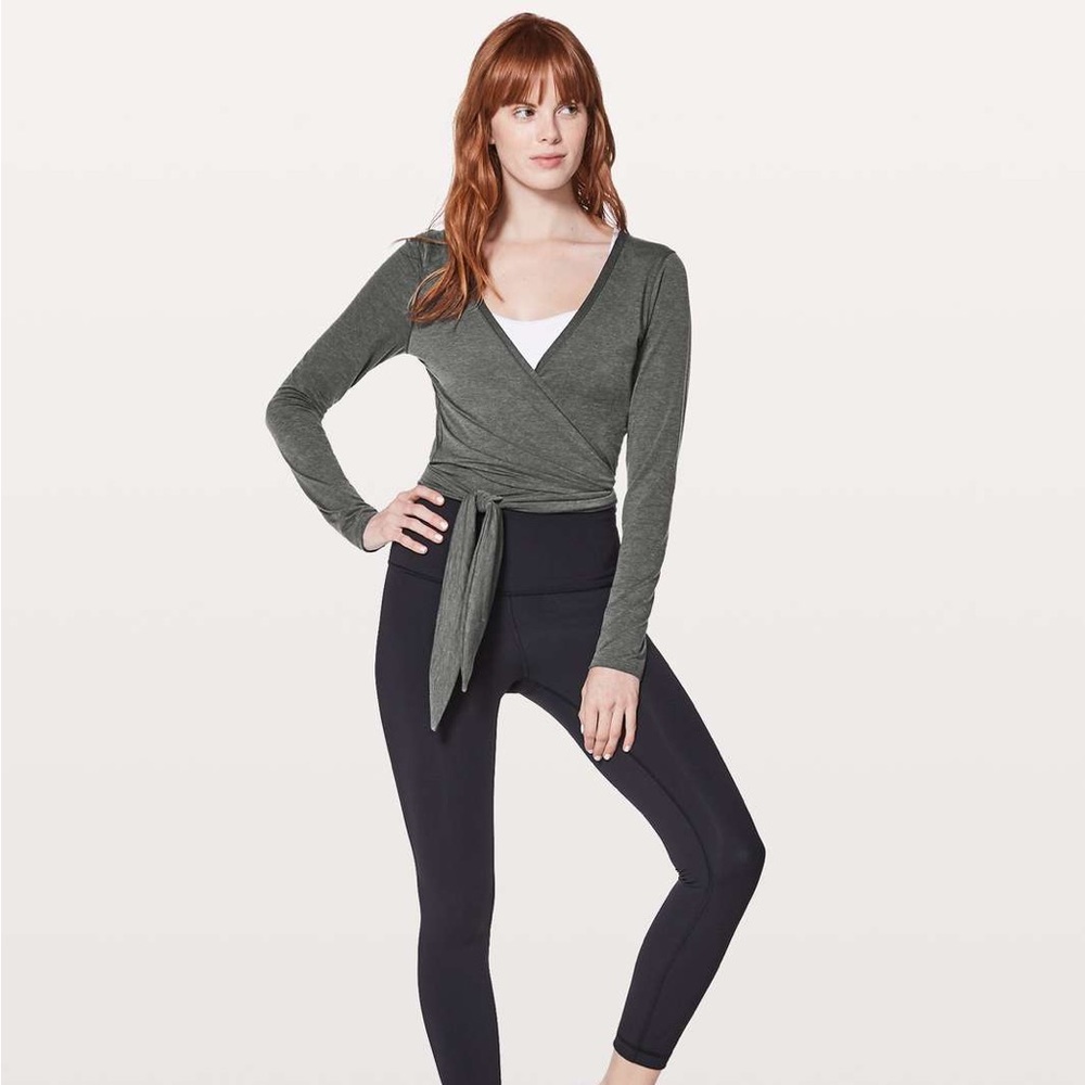 Lululemon Tied To It Wrap Heathered Black